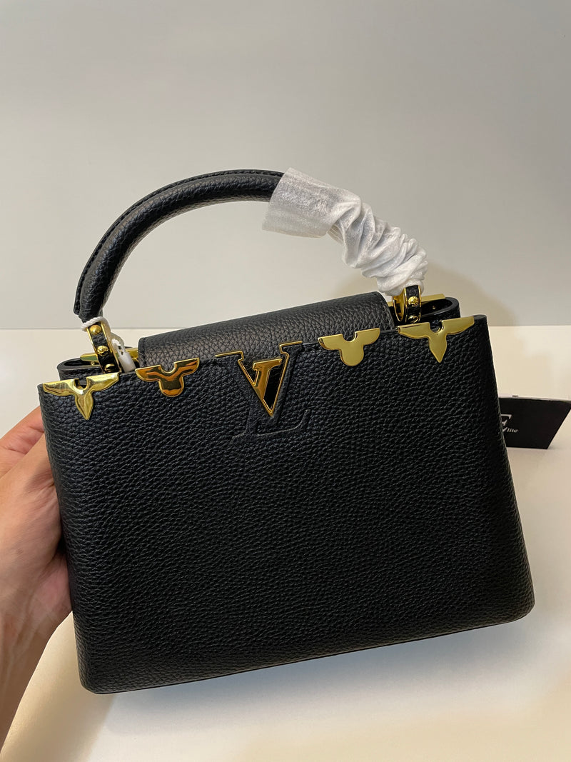 LOUIS VUITTON CAPUCINES MM